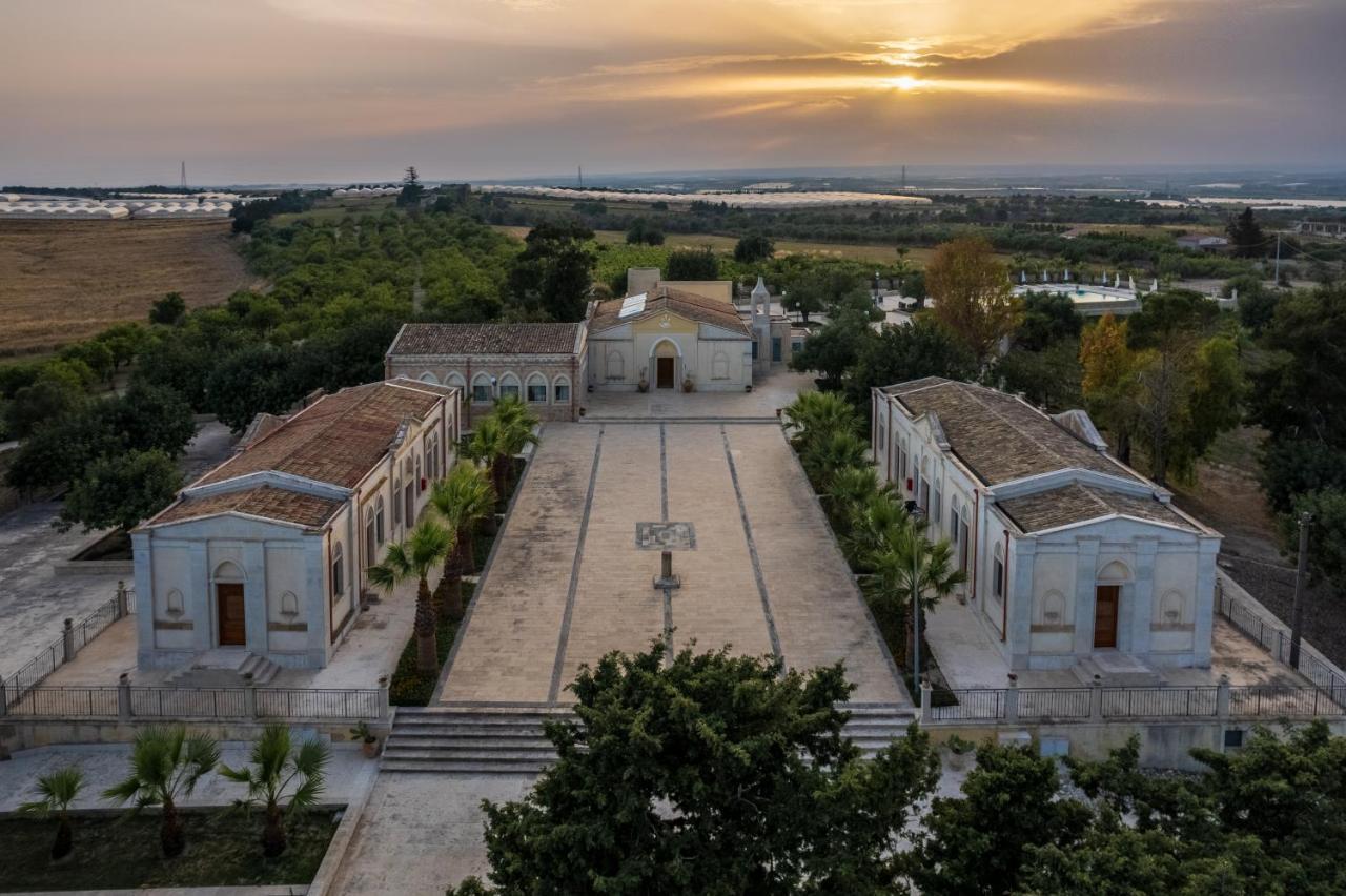 Borgo Vita Novella Marzamemi Buitenkant foto